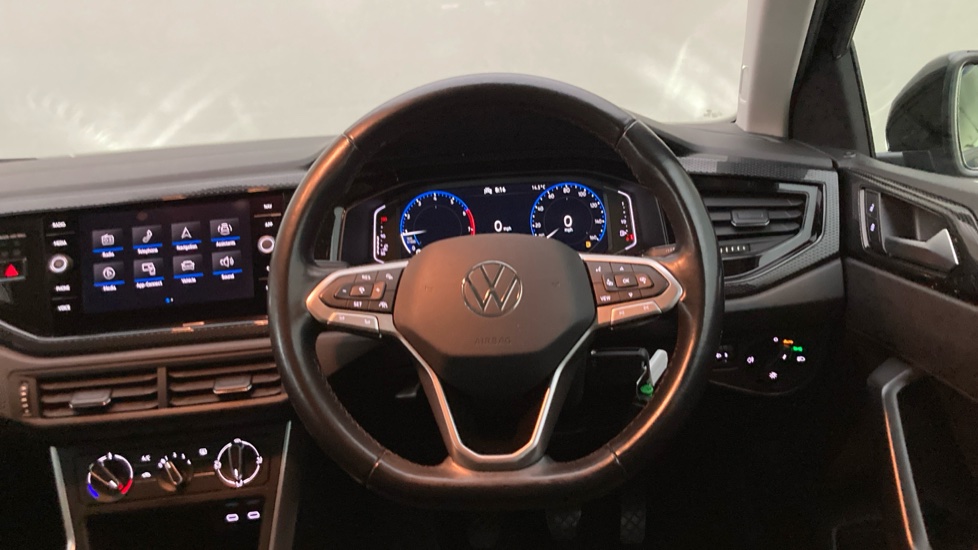 Volkswagen Polo 1.0 TSI Life 5dr Petrol Hatchback - Image 10
