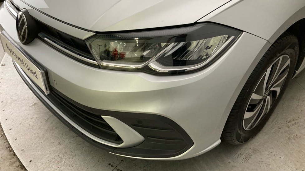 Volkswagen Polo 1.0 TSI Life 5dr DSG Petrol Hatchback - Image 22