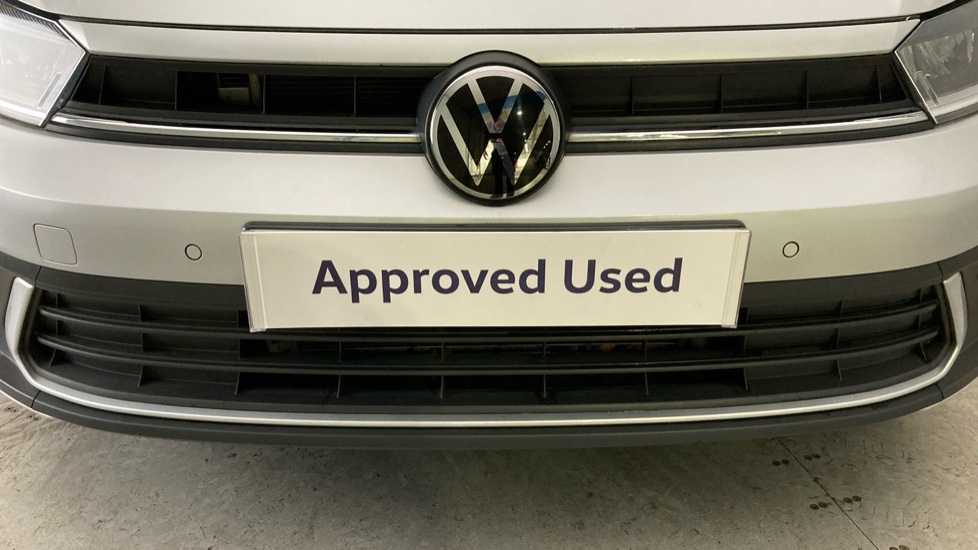Volkswagen Polo 1.0 TSI Life 5dr DSG Petrol Hatchback - Image 23