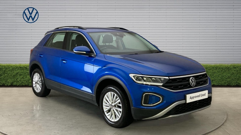 Volkswagen T-Roc 1.5 TSI Life 5dr Petrol Hatchback - Image 1
