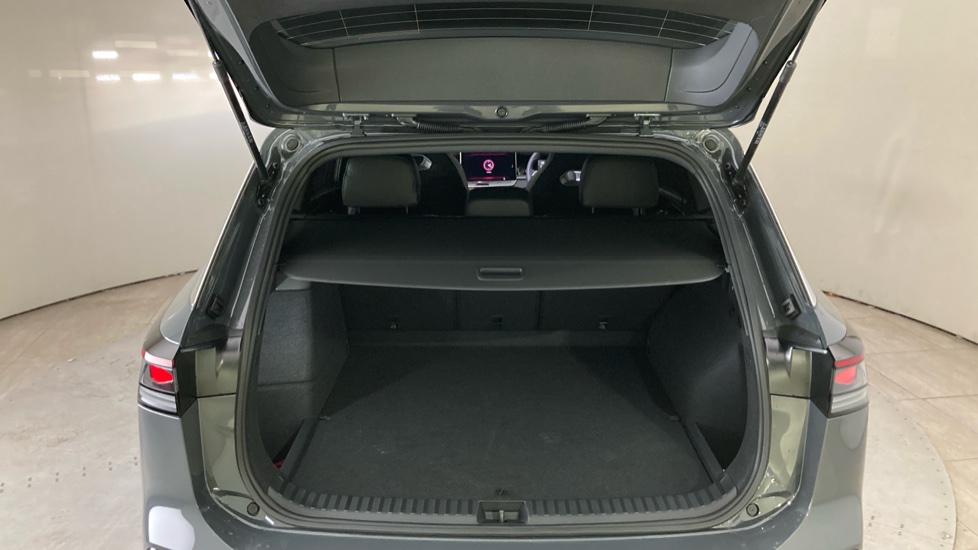 Volkswagen Tayron 1.5 TSI eHybrid 272 R-Line 5dr DSG6 Estate - Image 20