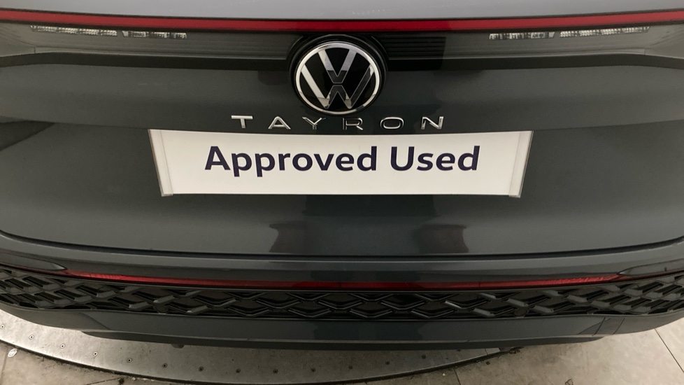 Volkswagen Tayron 1.5 TSI eHybrid 272 R-Line 5dr DSG6 Estate - Image 39