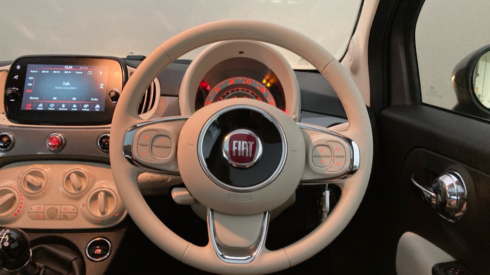 Fiat 500 1.0 Mild Hybrid Dolcevita [Part Leather] 3dr Petrol Hatchback - Image 10