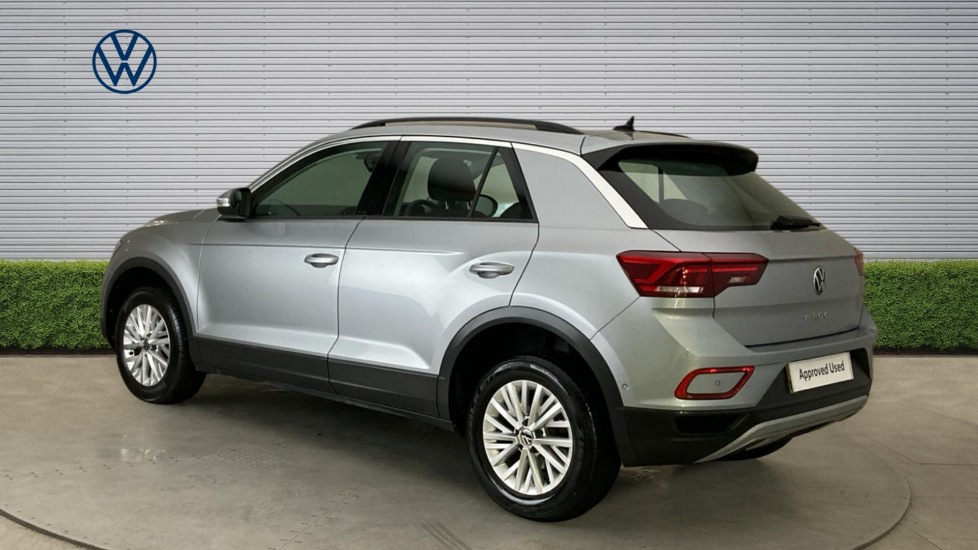 Volkswagen T-Roc 1.5 TSI Life 5dr Petrol Hatchback - Image 3