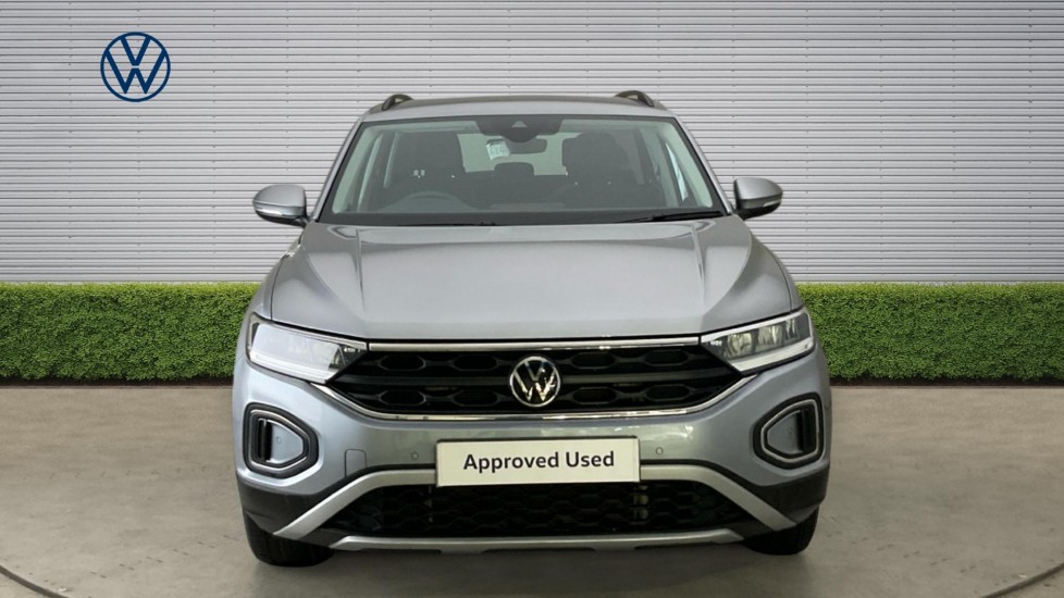 Volkswagen T-Roc 1.5 TSI Life 5dr Petrol Hatchback - Image 7