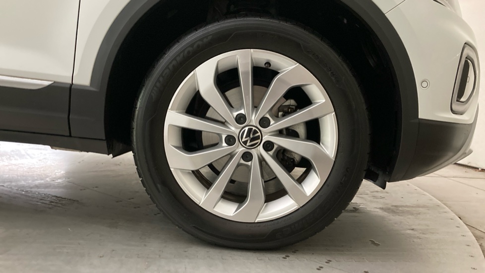 Volkswagen T-Roc 1.5 TSI Style 5dr Petrol Hatchback - Image 5
