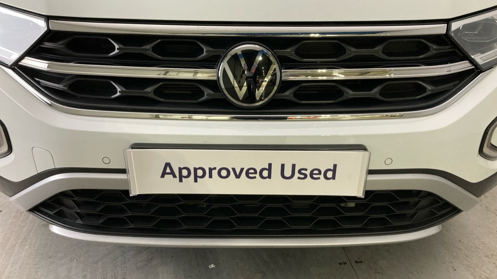 Volkswagen T-Roc 1.5 TSI Style 5dr Petrol Hatchback - Image 23