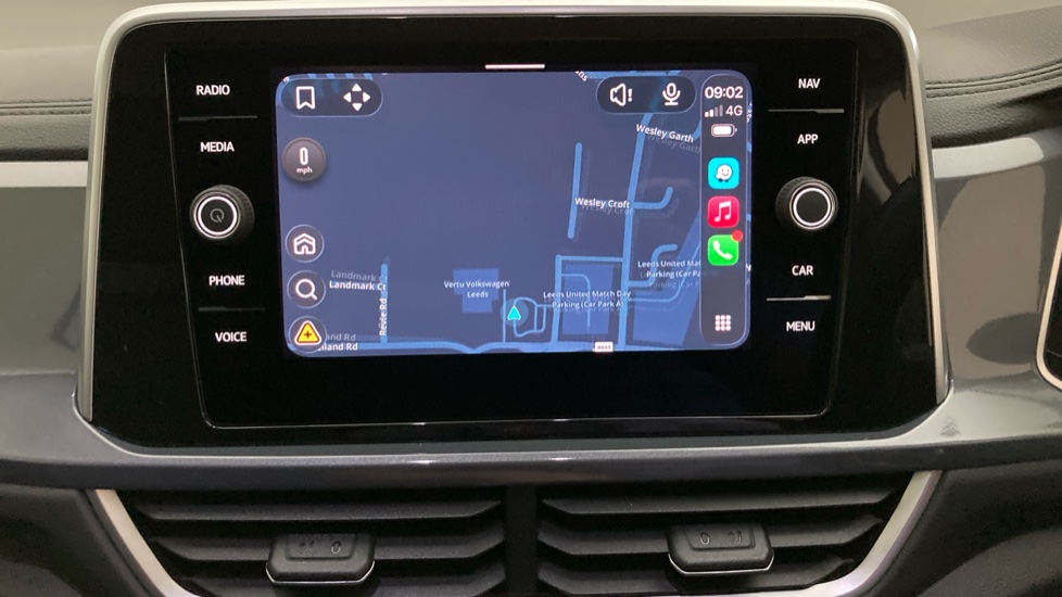 Volkswagen T-Roc 1.5 TSI Style 5dr Petrol Hatchback - Image 37