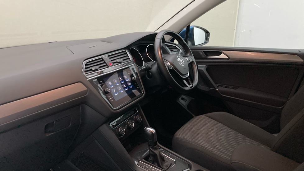 Volkswagen Tiguan Allspace 2.0 TDI Match 5dr DSG Diesel Estate - Image 2