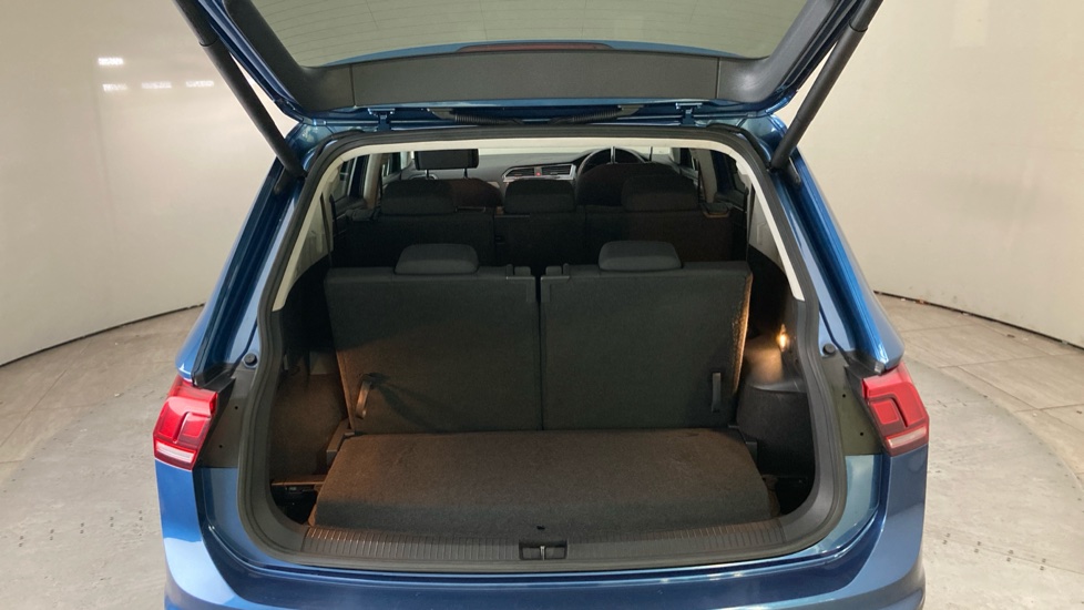Volkswagen Tiguan Allspace 2.0 TDI Match 5dr DSG Diesel Estate - Image 20