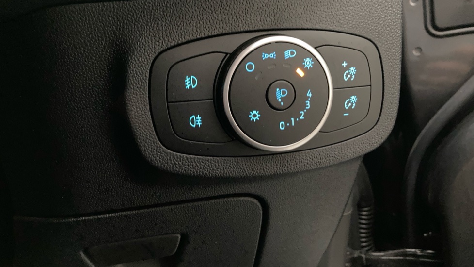 Ford Fiesta 1.0 EcoBoost 125 ST-Line X Edition 3dr Petrol Hatchback - Image 27