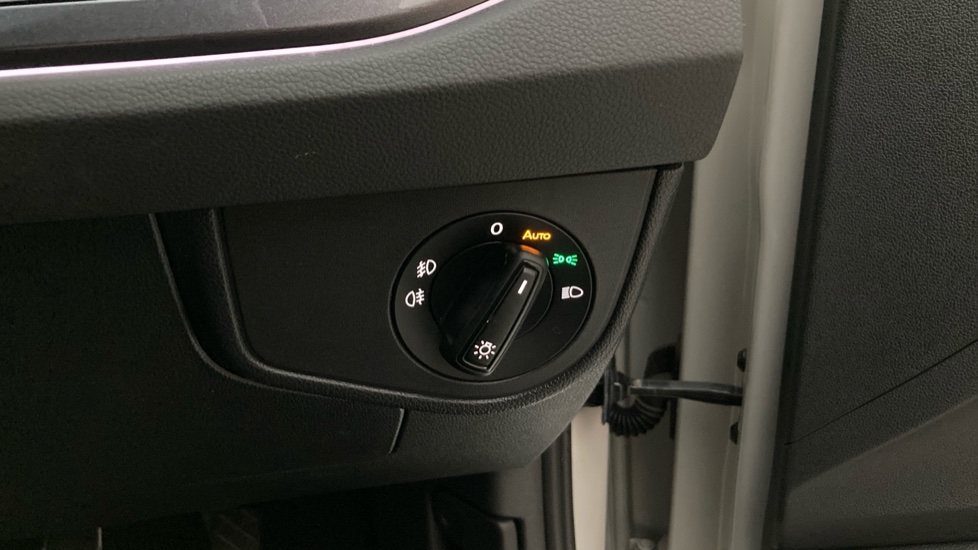 Volkswagen Taigo 1.0 TSI 110 Style 5dr Petrol Hatchback - Image 38