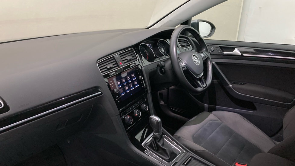 Volkswagen Golf 1.5 TSI EVO 150 GT 5dr DSG Petrol Hatchback - Image 2