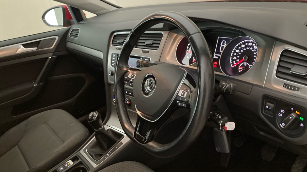Volkswagen Golf 1.4 TSI Match 5dr Petrol Hatchback - Image 6