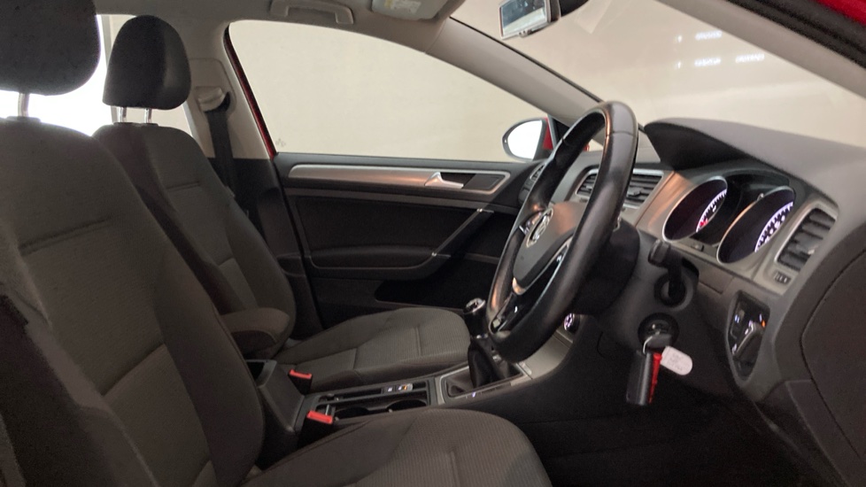 Volkswagen Golf 1.4 TSI Match 5dr Petrol Hatchback - Image 15