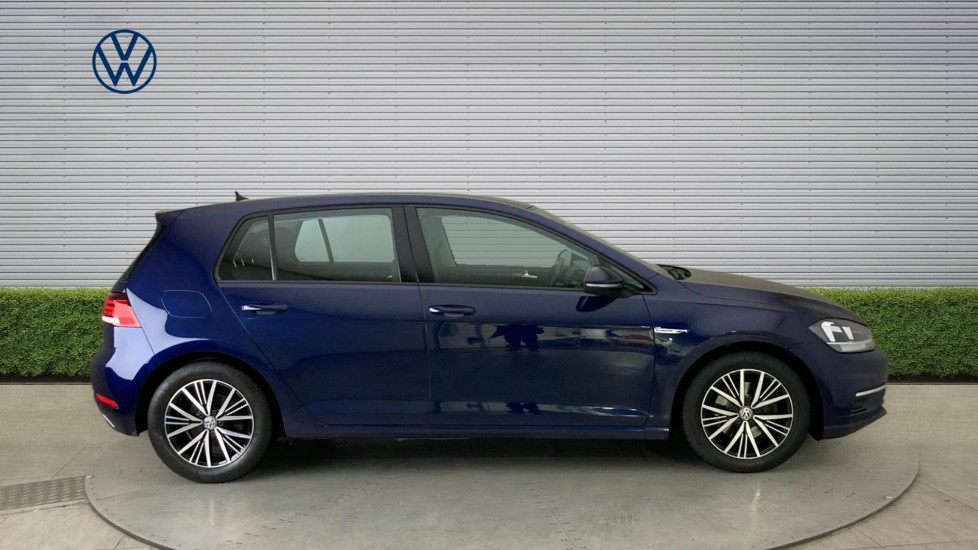 Volkswagen Golf 1.5 TSI EVO SE [Nav] 5dr DSG Petrol Hatchback - Image 4