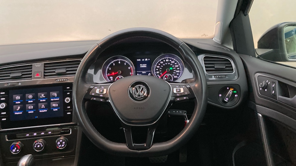 Volkswagen Golf 1.5 TSI EVO SE [Nav] 5dr DSG Petrol Hatchback - Image 10
