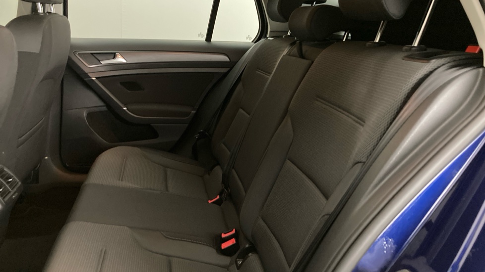Volkswagen Golf 1.5 TSI EVO SE [Nav] 5dr DSG Petrol Hatchback - Image 16