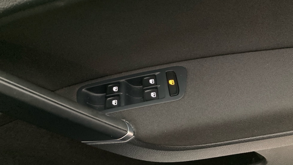 Volkswagen Golf 1.5 TSI EVO SE [Nav] 5dr DSG Petrol Hatchback - Image 39