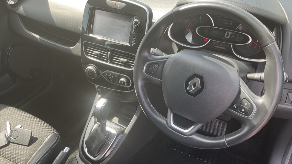 Renault Clio 1.5 dCi 90 Dynamique S Nav 5dr Auto Diesel Hatchback - Image 11