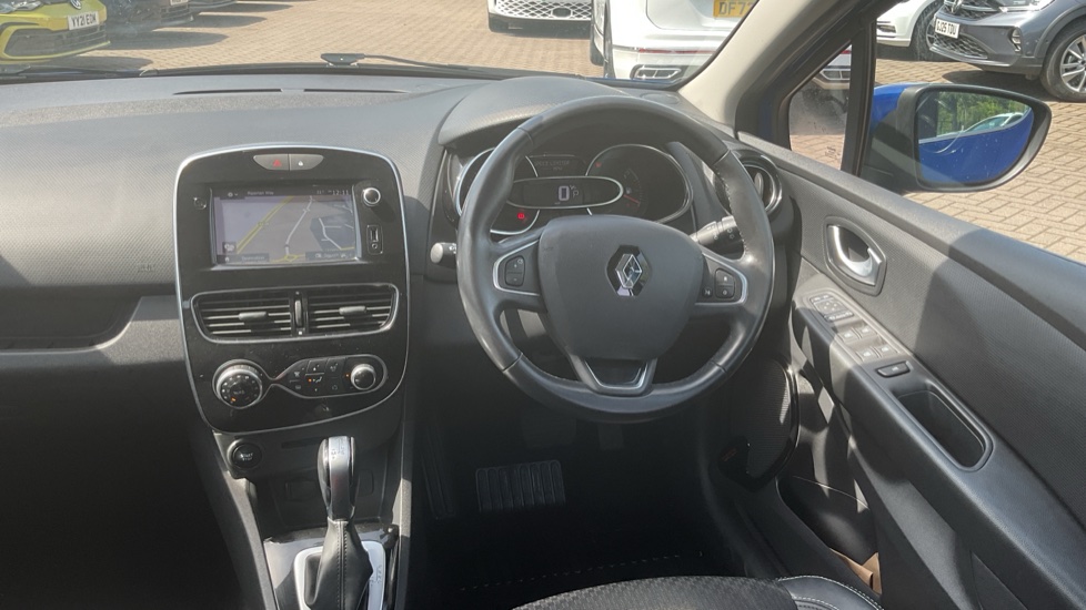 Renault Clio 1.5 dCi 90 Dynamique S Nav 5dr Auto Diesel Hatchback - Image 23