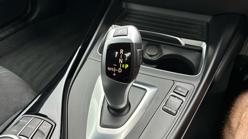 BMW 2 Series 218i M Sport 2dr [Nav] Step Auto Petrol Coupe - Image 43