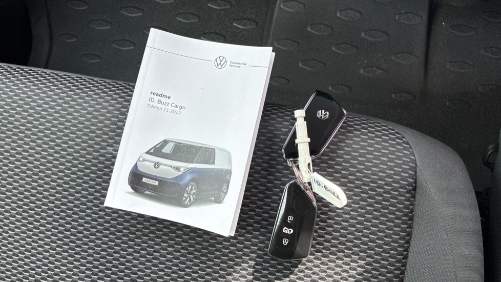 Volkswagen Id.Buzz Cargo 150kW Commerce 77kWh Auto - Image 19