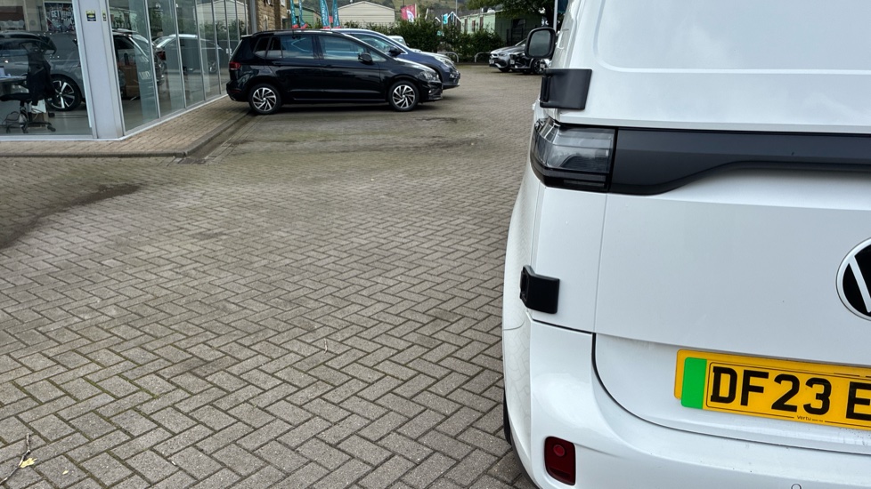 Volkswagen Id.Buzz Cargo 150kW Commerce 77kWh Auto - Image 41