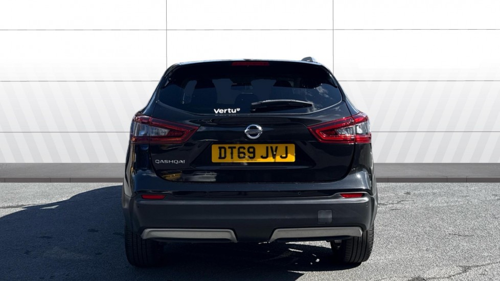 Nissan Qashqai 1.3 DiG-T N-Connecta 5dr Petrol Hatchback - Image 6