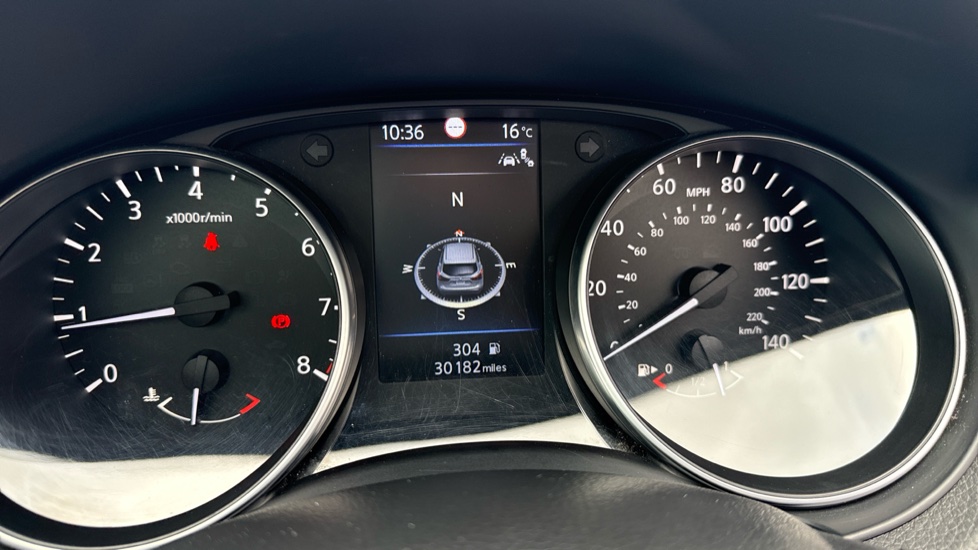 Nissan Qashqai 1.3 DiG-T N-Connecta 5dr Petrol Hatchback - Image 40