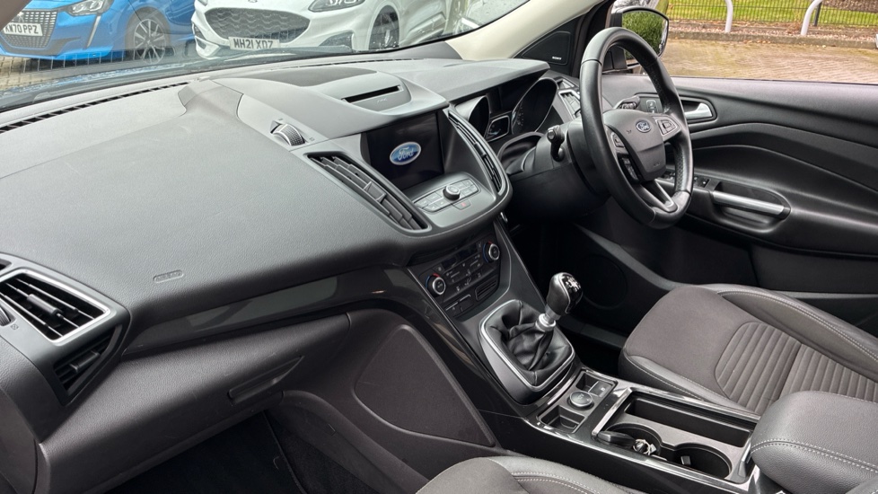Ford Kuga 2.0 TDCi Titanium Edition 5dr 2WD Diesel Estate - Image 9