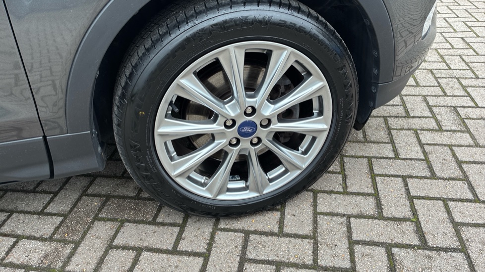Ford Kuga 2.0 TDCi Titanium Edition 5dr 2WD Diesel Estate - Image 26