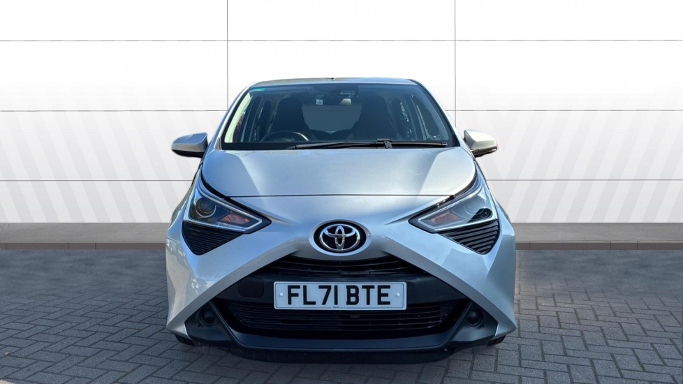 Toyota Aygo 1.0 VVT-i X-Play TSS 5dr Petrol Hatchback - Image 3
