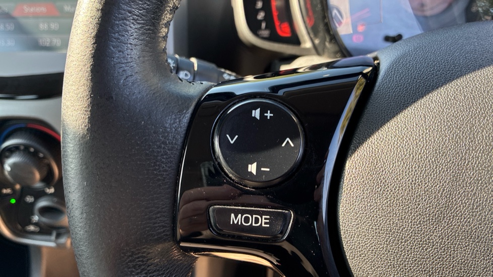 Toyota Aygo 1.0 VVT-i X-Play TSS 5dr Petrol Hatchback - Image 23