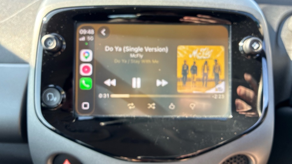 Toyota Aygo 1.0 VVT-i X-Play TSS 5dr Petrol Hatchback - Image 31