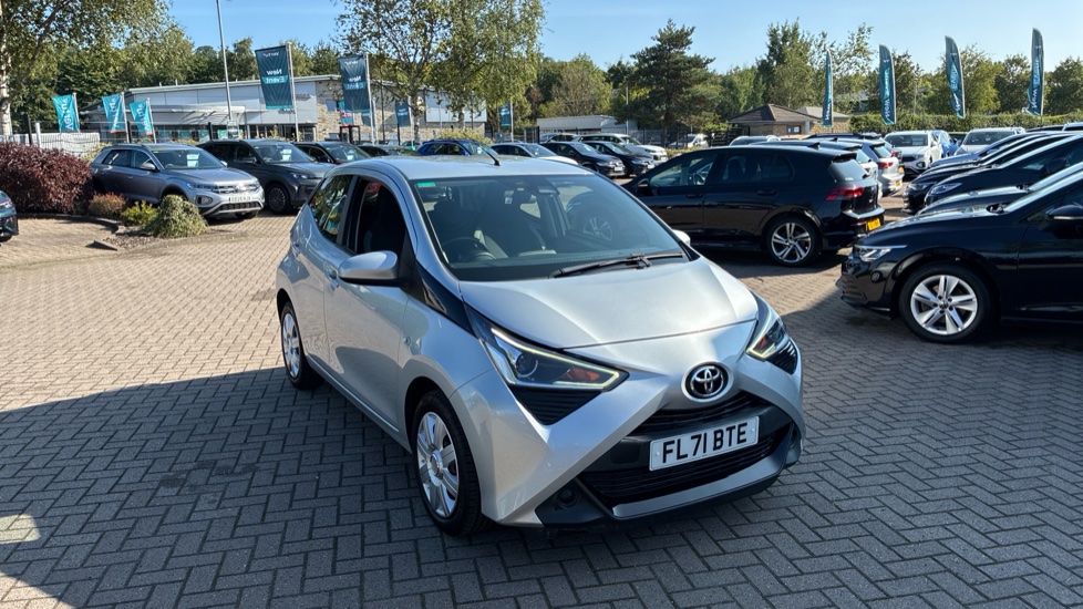 Toyota Aygo 1.0 VVT-i X-Play TSS 5dr Petrol Hatchback - Image 43