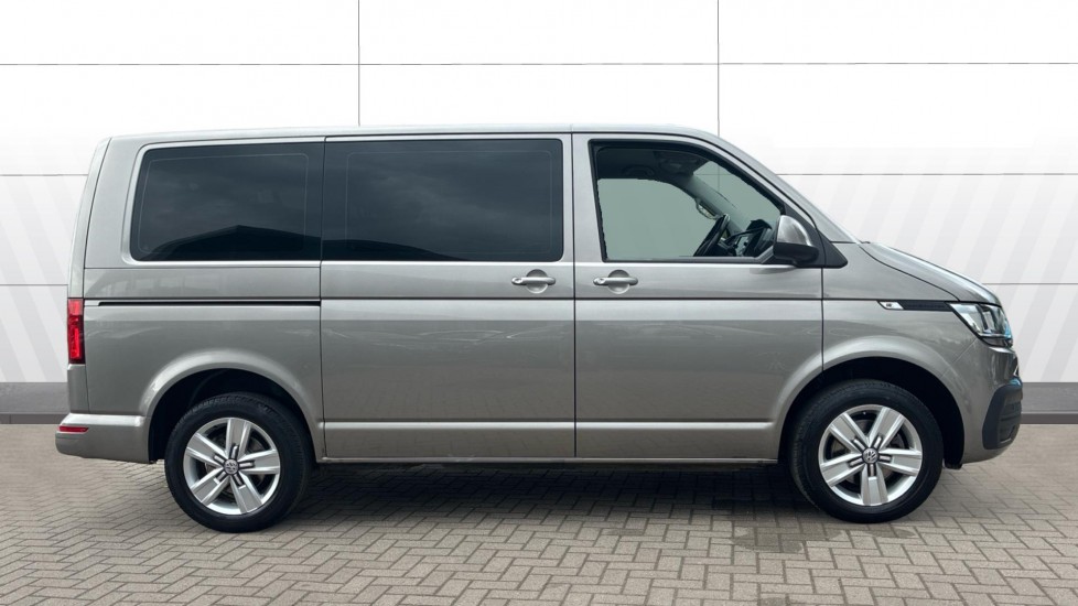 Volkswagen Transporter Shuttle T32 Swb Diesel 2.0 TDI 150PS SE Minibus DSG - Image 5