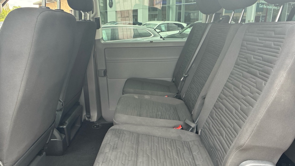 Volkswagen Transporter Shuttle T32 Swb Diesel 2.0 TDI 150PS SE Minibus DSG - Image 16