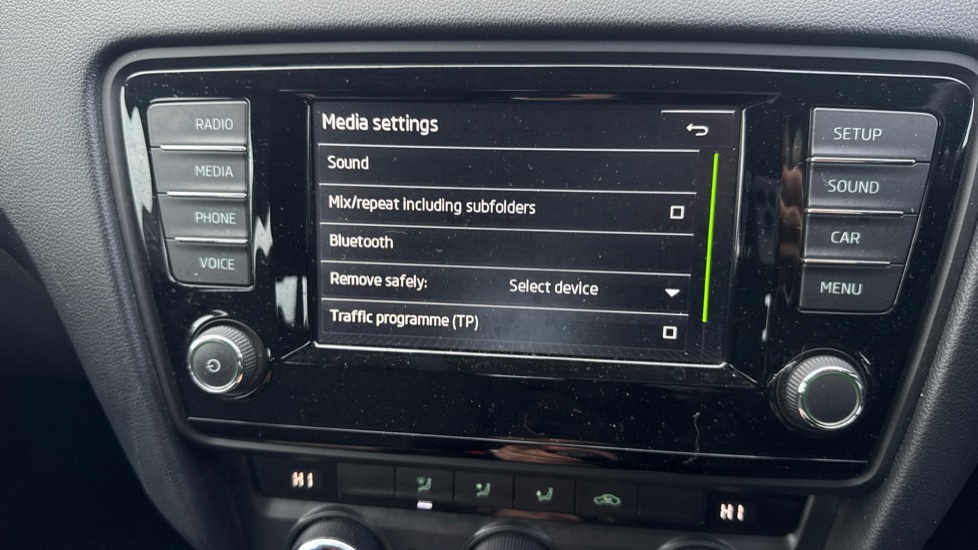 Skoda Octavia 1.4 TSI 150 SE 5dr Petrol Hatchback - Image 35