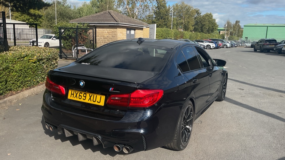 BMW M5 4dr DCT [Competition Pack] Petrol Saloon - Image 40