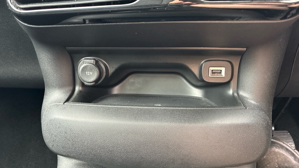 Citroen C4 Cactus 1.5 BlueHDi Flair 5dr Diesel Hatchback - Image 31