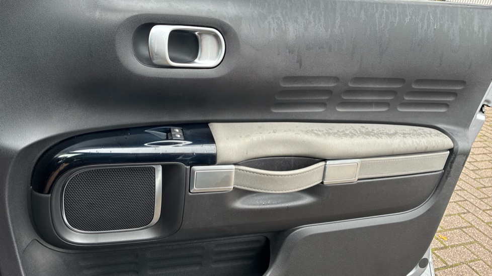 Citroen C4 Cactus 1.5 BlueHDi Flair 5dr Diesel Hatchback - Image 32