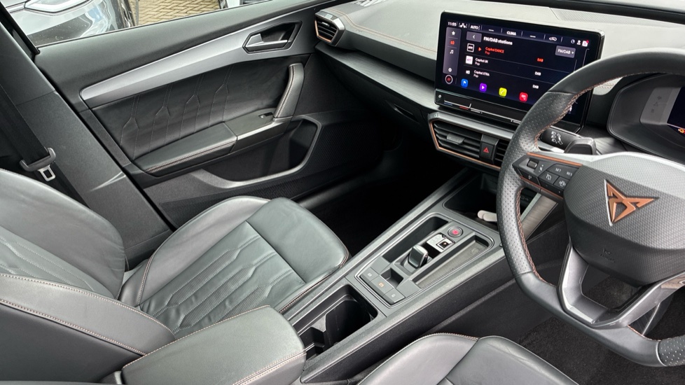 CUPRA Formentor 1.4 eHybrid 204 V2 5dr DSG Estate - Image 14