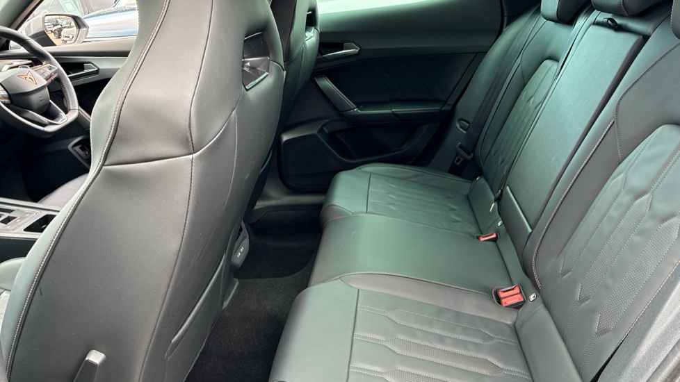 CUPRA Formentor 1.4 eHybrid 204 V2 5dr DSG Estate - Image 16