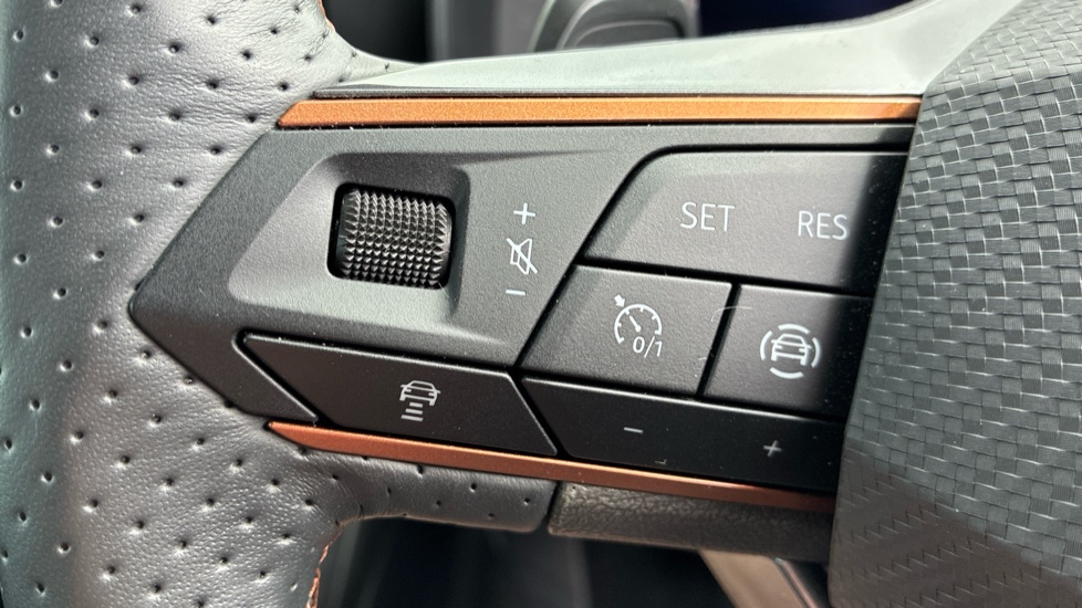 CUPRA Formentor 1.4 eHybrid 204 V2 5dr DSG Estate - Image 25