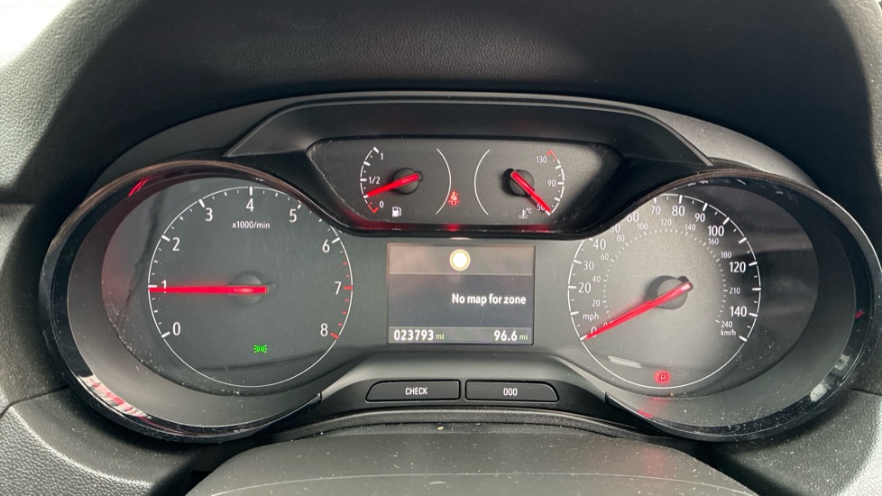 Vauxhall Grandland X 1.2 Turbo SRi Nav 5dr Petrol Hatchback - Image 18