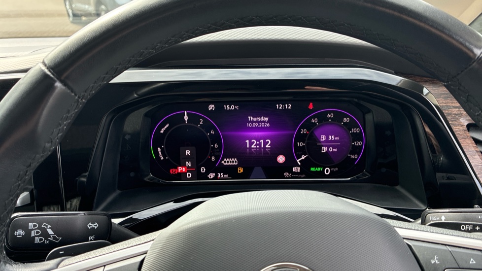 Volkswagen Multivan 1.4 TSI eHybrid Style 5dr LWB DSG Estate - Image 18