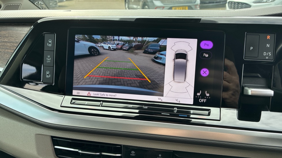 Volkswagen Multivan 1.4 TSI eHybrid Style 5dr LWB DSG Estate - Image 22