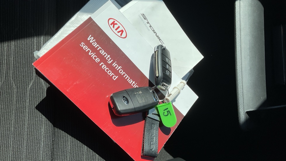 Kia Stonic 1.0T GDi 48V GT-Line 5dr Petrol Estate - Image 20