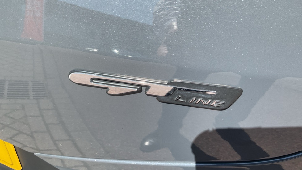 Kia Stonic 1.0T GDi 48V GT-Line 5dr Petrol Estate - Image 24